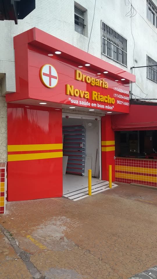Fachada Exemplo