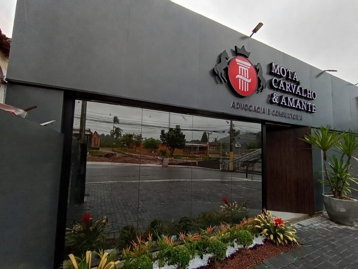 Fachada em ACM Adega Bigode