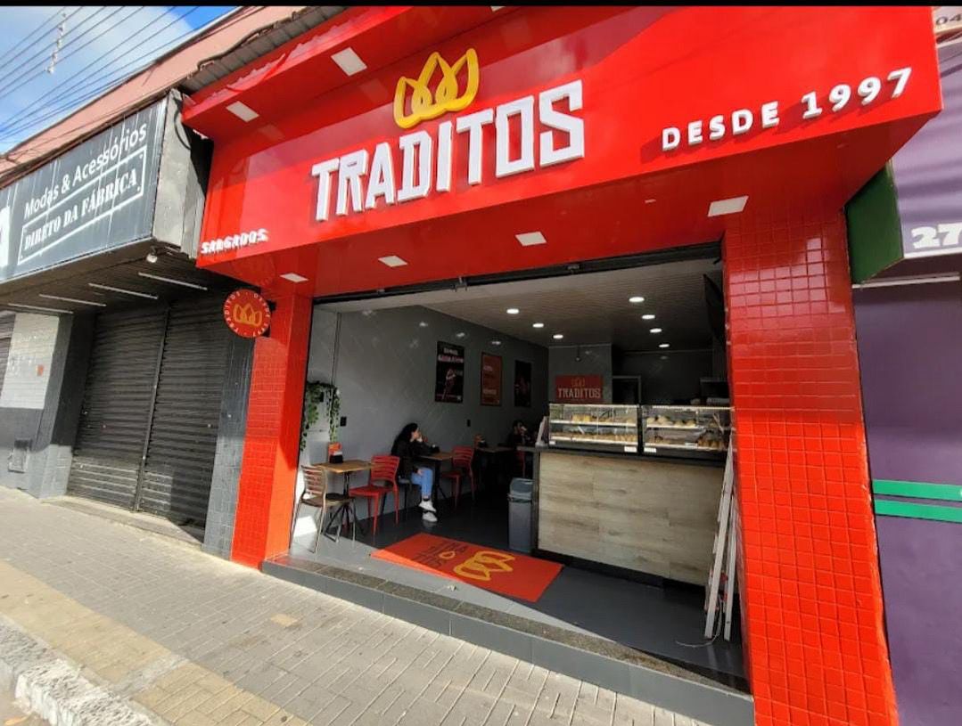 Fachada Exemplo